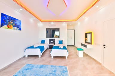 Villa Antik Korunaklı Havuz 10