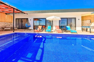Villa Antik Korunaklı Havuz 28