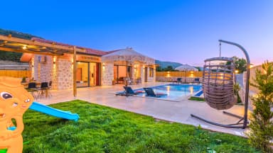 Villa Aras Garden Korunaklı Havuz 48