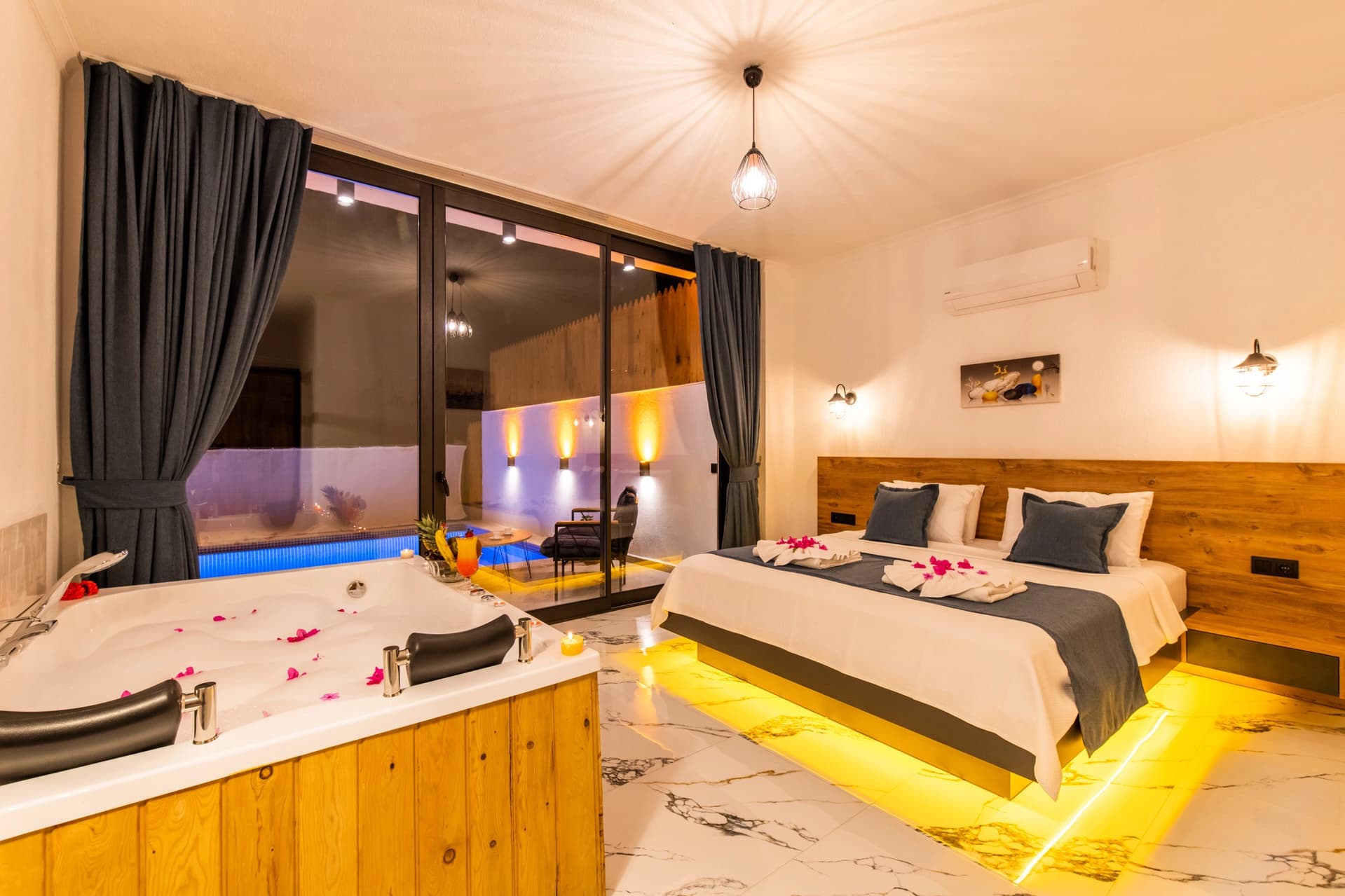 Villa Aysena Korunaklı Havuz 45