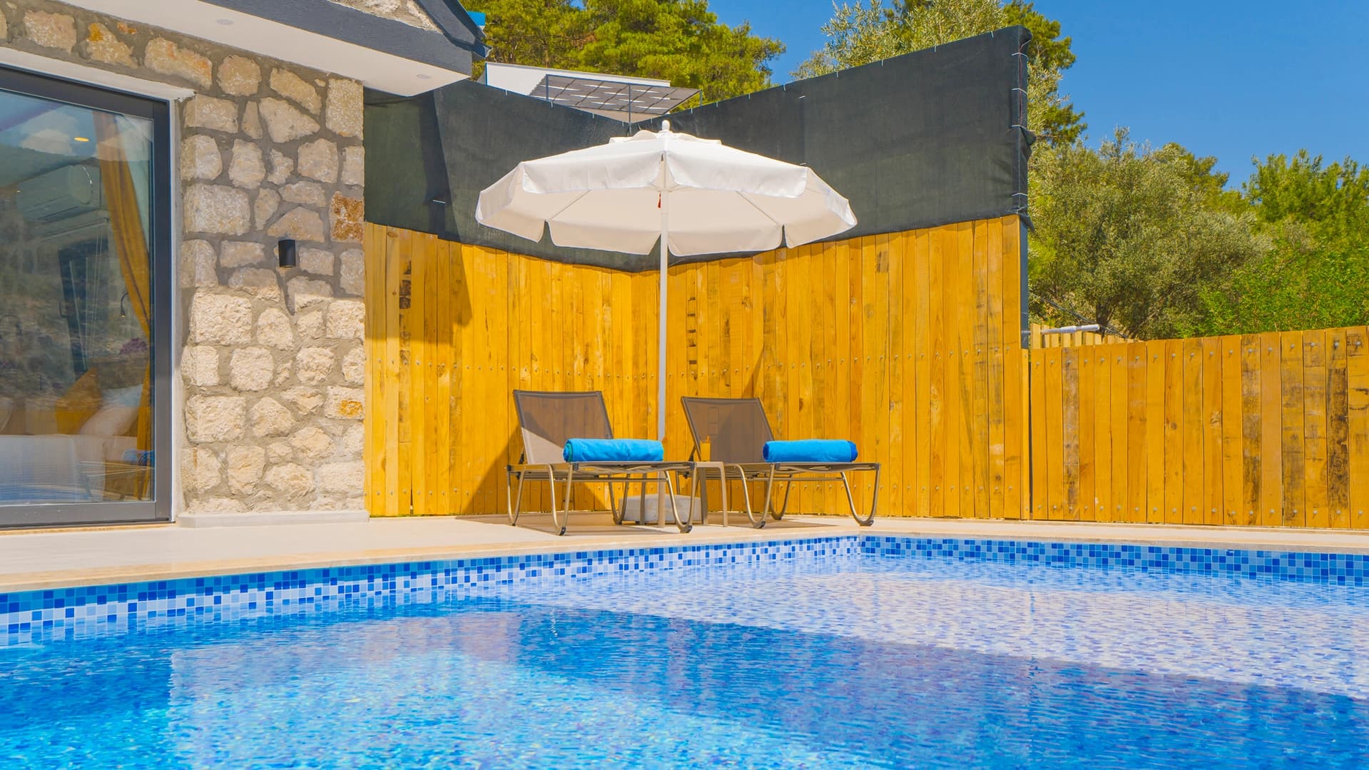 Villa Çamlık Korunaklı Havuz 65