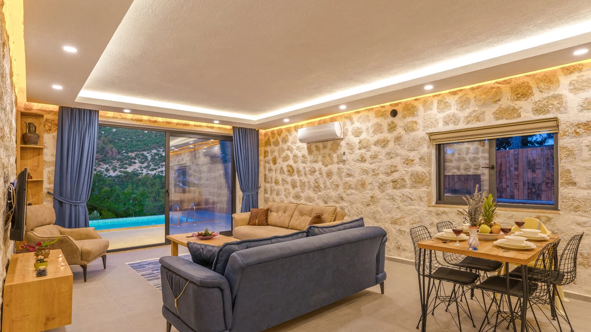 Villa Çamlık Korunaklı Havuz 11