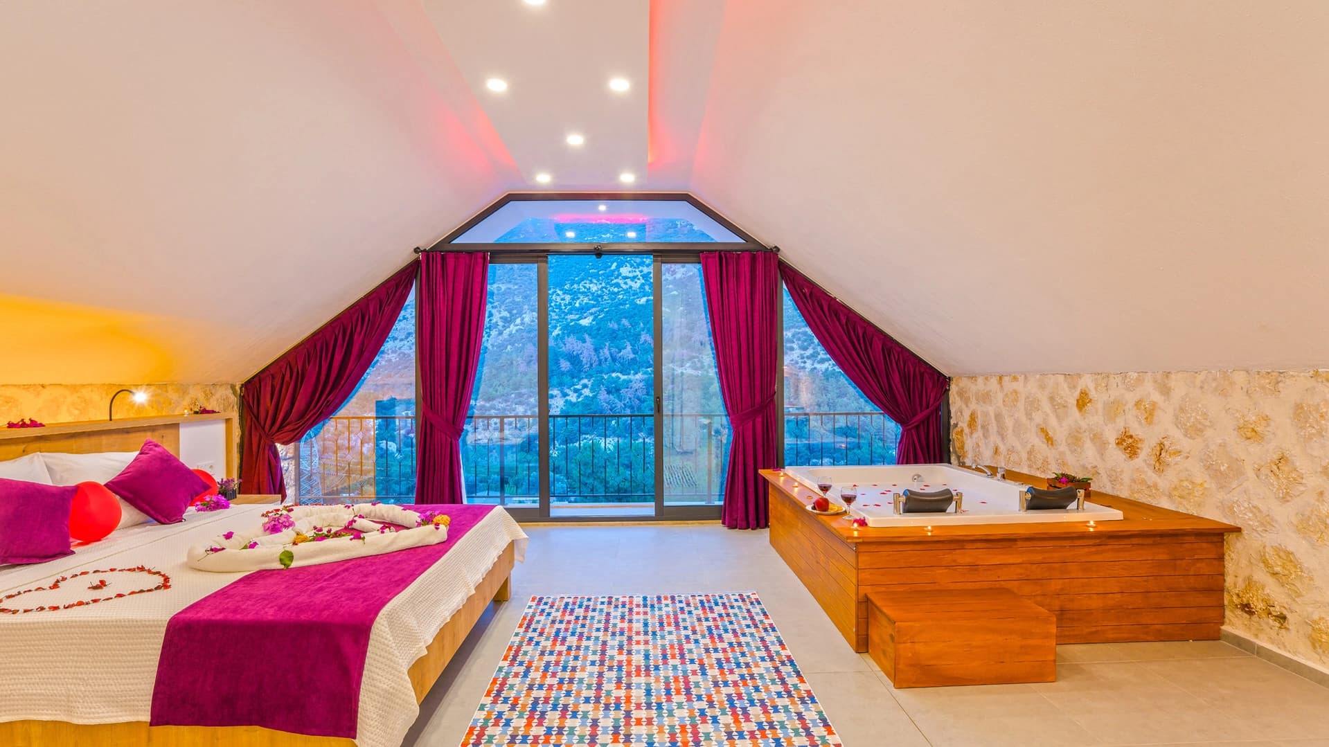 Villa Çamlık Korunaklı Havuz 19