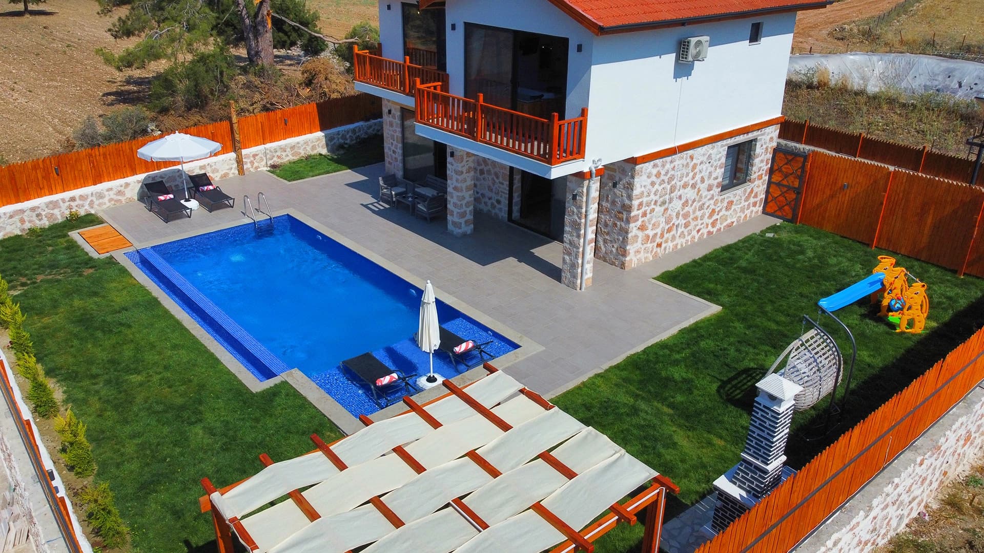 Villa Serendipity Korunaklı Havuz 36