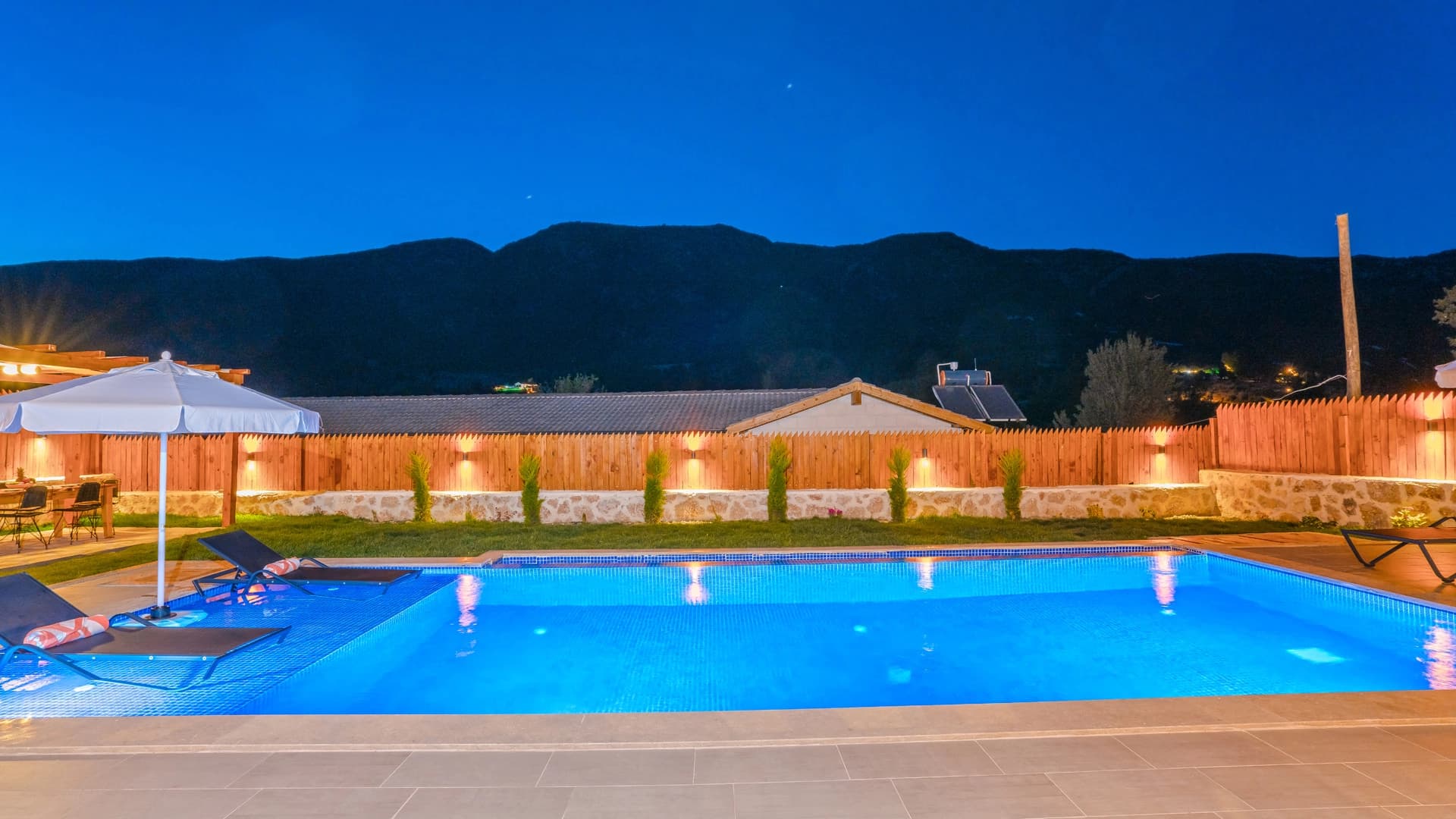 Villa Serendipity Korunaklı Havuz 84