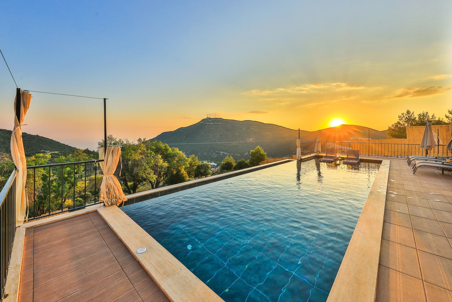 Villa Mirador Korunaklı Havuz 86