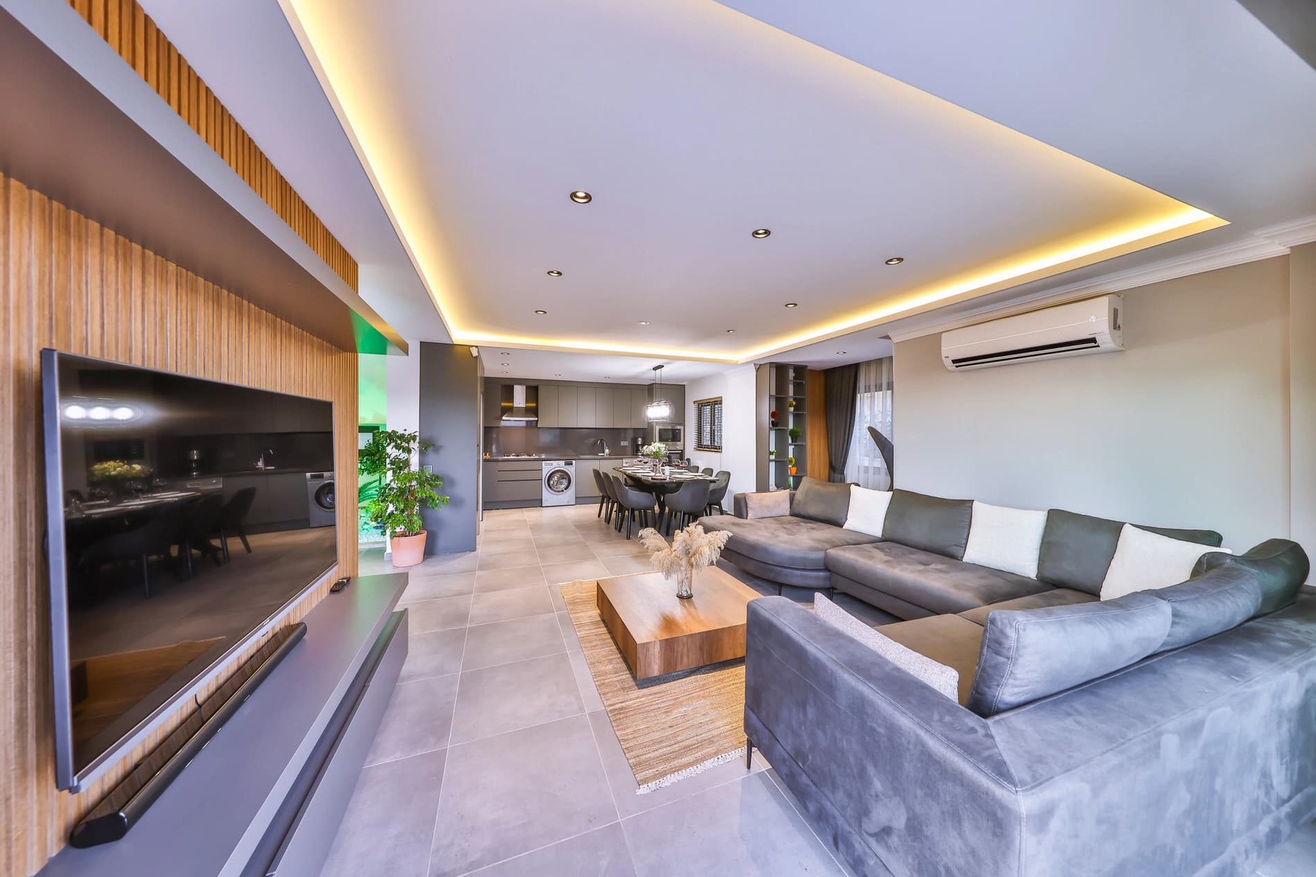 Villa Parle Korunaklı Havuz 36