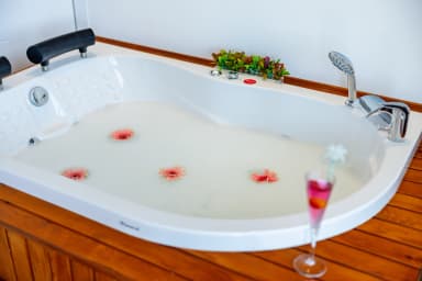 Villa Parle Korunaklı Havuz 30