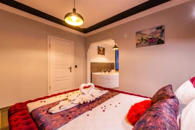 Villa Gece Korunaklı Havuz 85