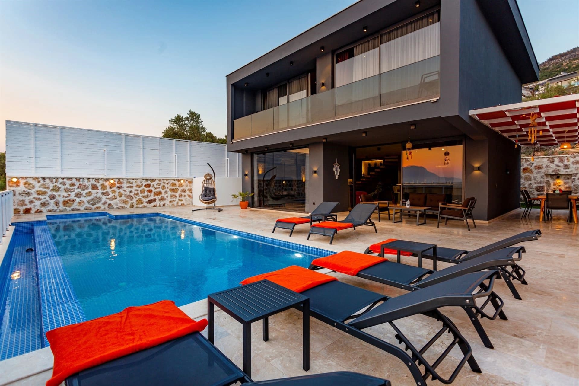 Villa Likya Black Çocuk Havuzu 34