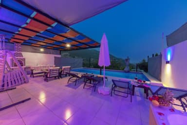 Villa Platin Korunaklı Havuz 79