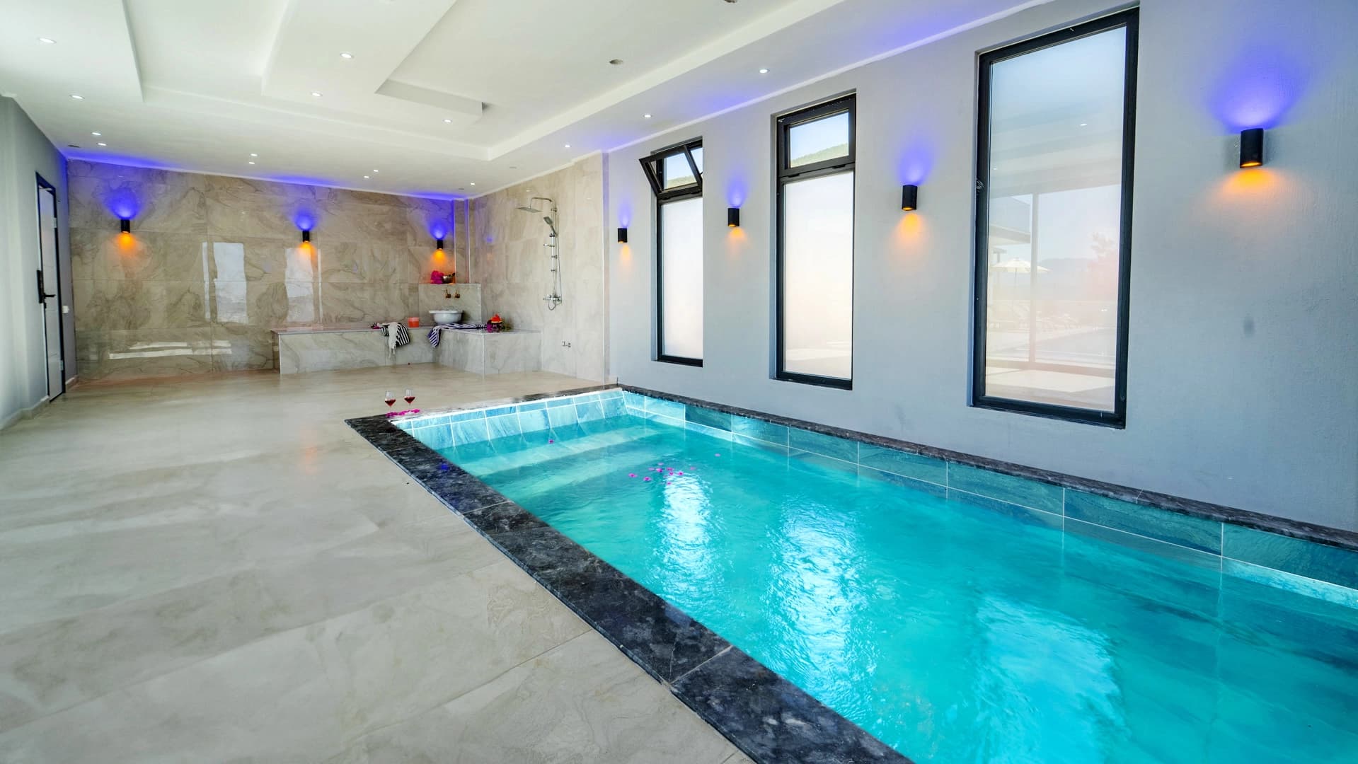 Villa Water Moon Isıtmalı Havuz 77