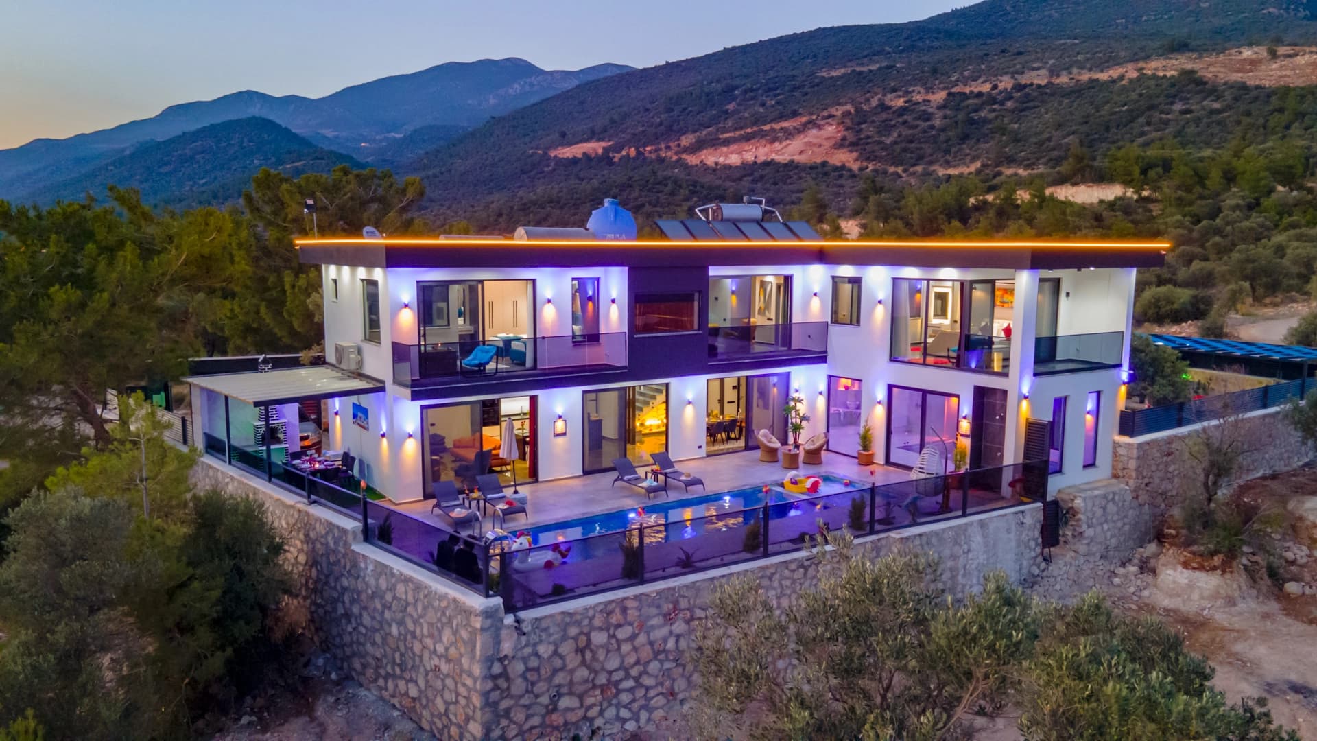 Villa Water Moon Isıtmalı Havuz 41