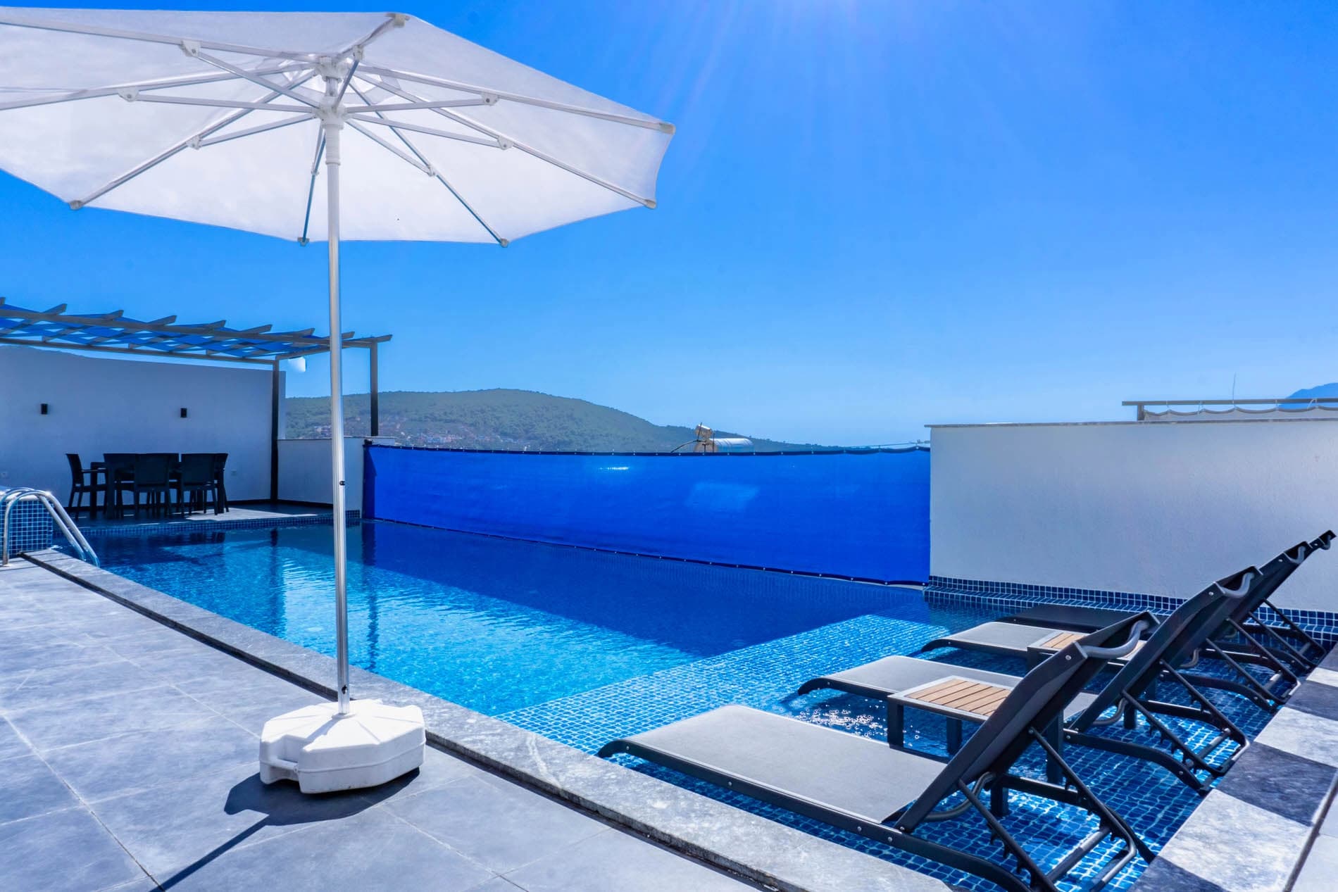 Villa Şira Korunaklı Havuz 55