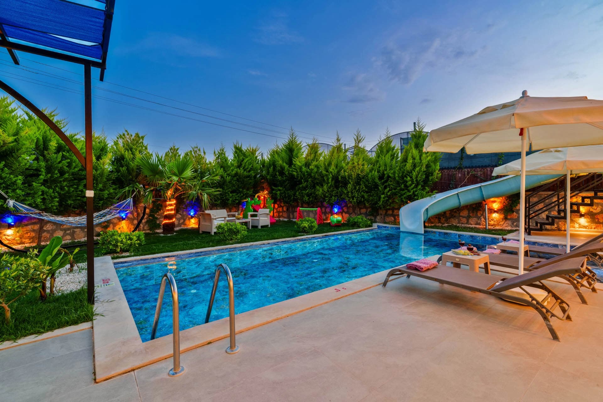 Villa Elena 1 Korunaklı Havuz 94