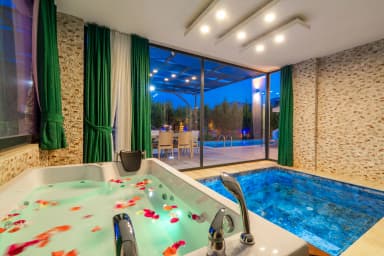 Villa Elena 1 Korunaklı Havuz 82