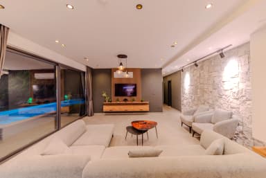 Villa Kırca Korunaklı Havuz 44