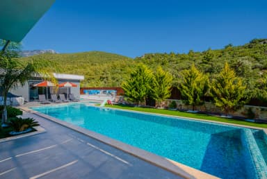 Villa Kırca Korunaklı Havuz 42