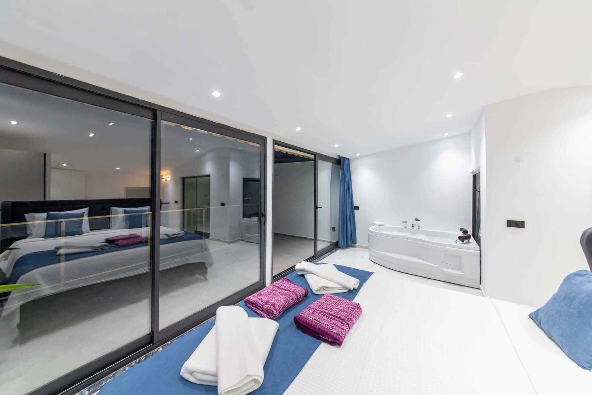 Villa Zumak İstanbul Korunaklı Havuz 53