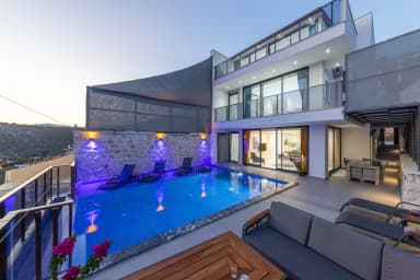 Villa Zumak İstanbul Korunaklı Havuz 93