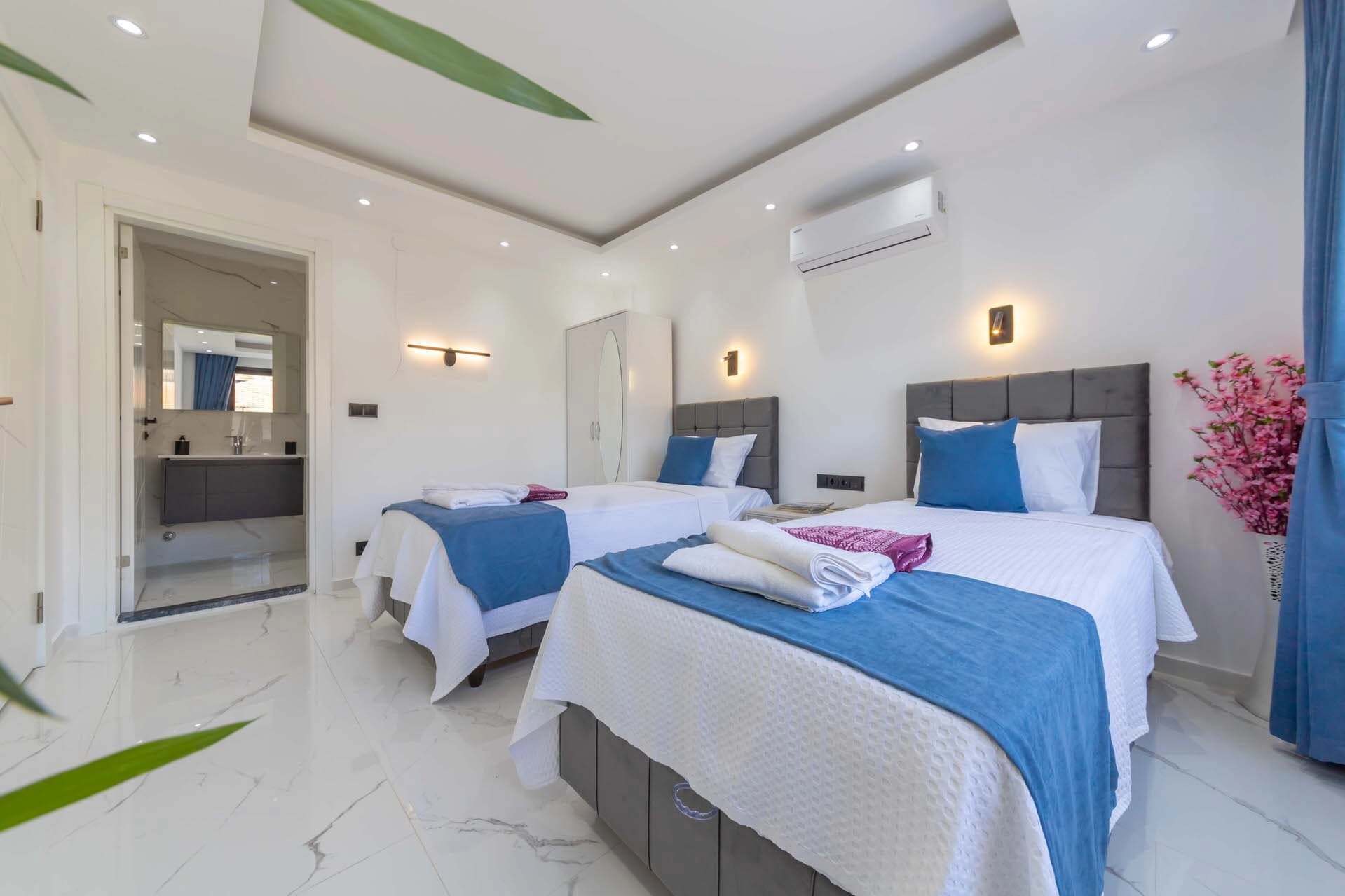 Villa Zumak İstanbul Korunaklı Havuz 19