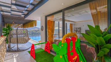 Villa Zumak İstanbul Korunaklı Havuz 65