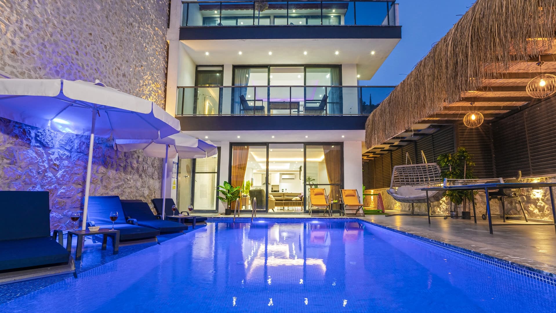 Villa Zumak İstanbul Korunaklı Havuz 79