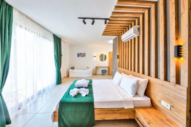 Villa Perla Korunaklı Havuz 92