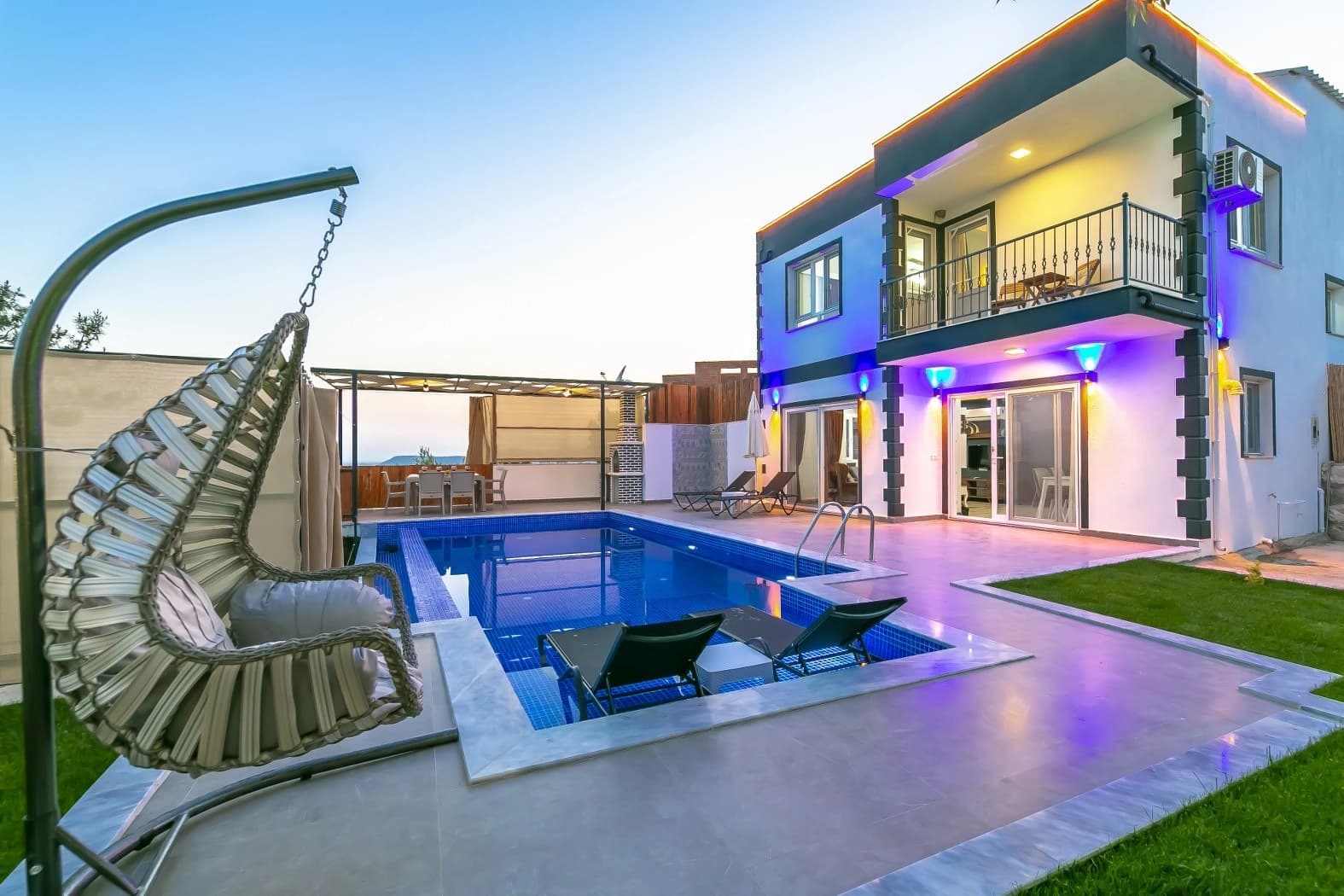 Villa Vivaldi Korunaklı Havuz 86