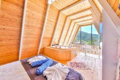 Villa Mavi Ay Korunaklı Havuz 60