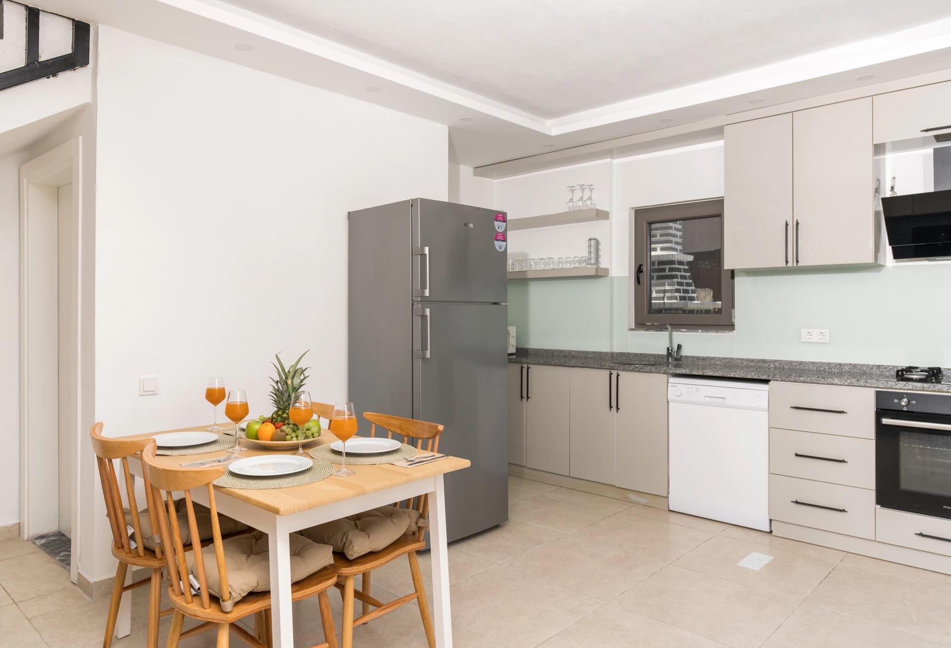 Villa Luvi Korunaklı Havuz 21