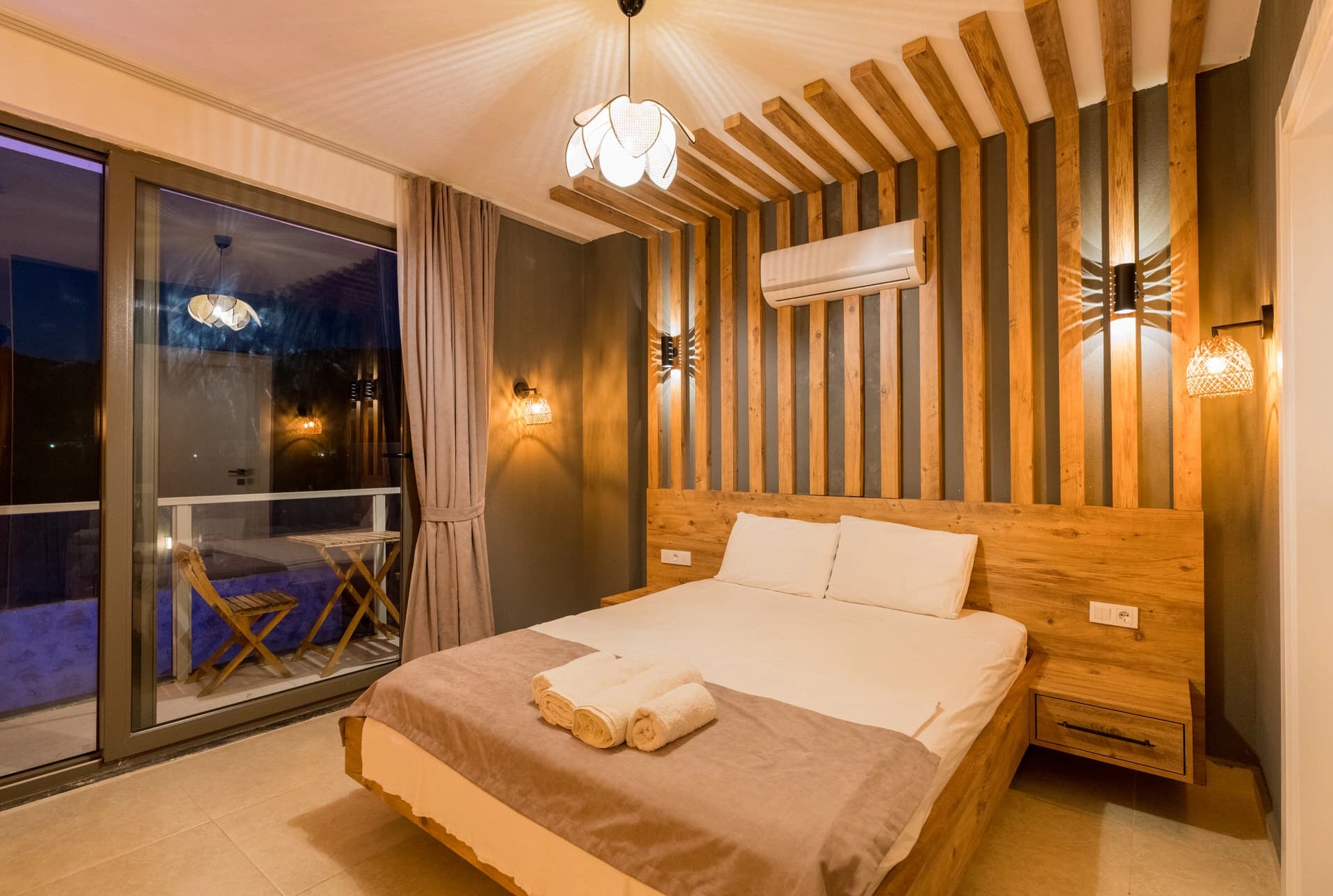 Villa Luvi Korunaklı Havuz 57
