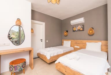 Villa Luvi Korunaklı Havuz 91