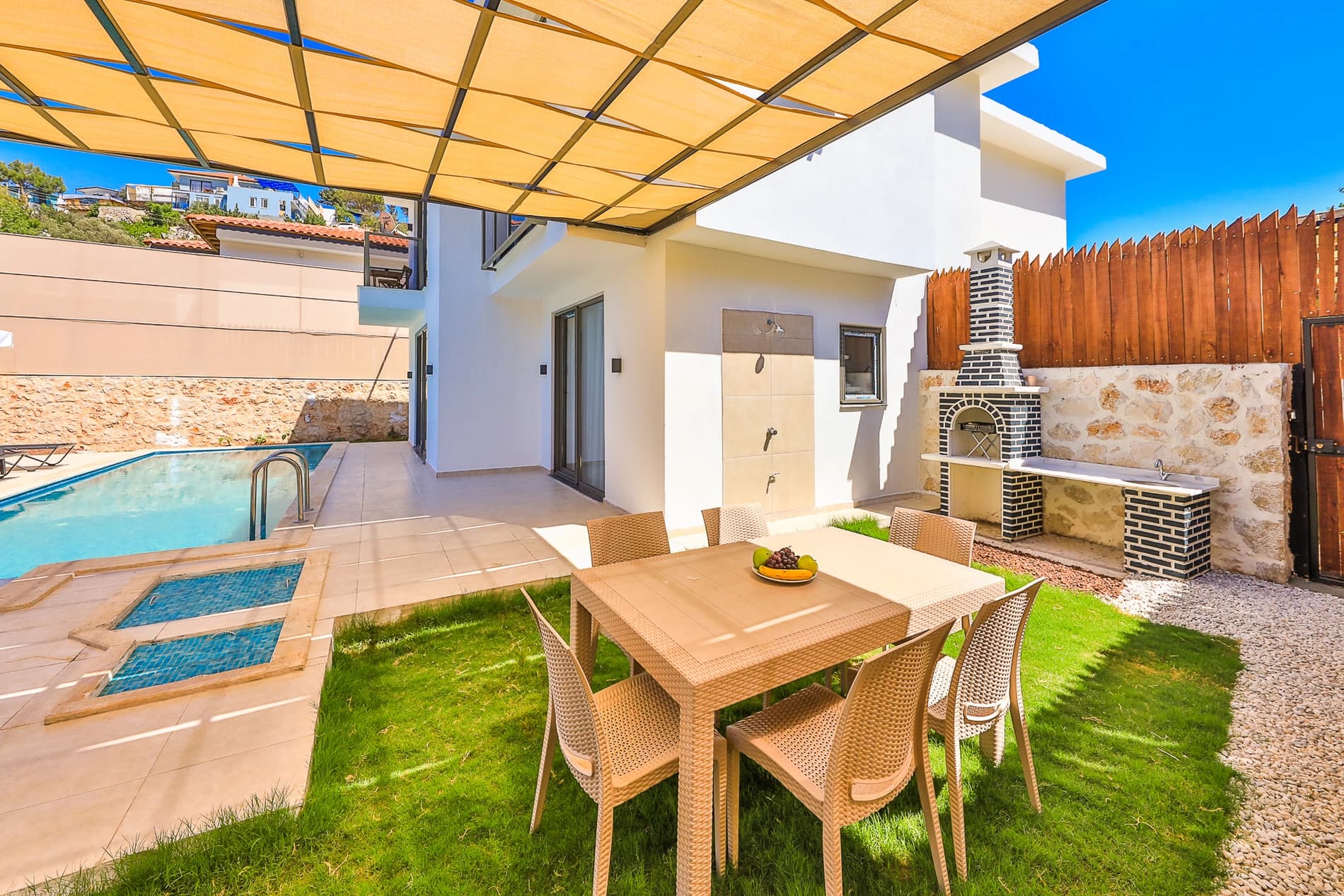 Villa Luvi Korunaklı Havuz 55