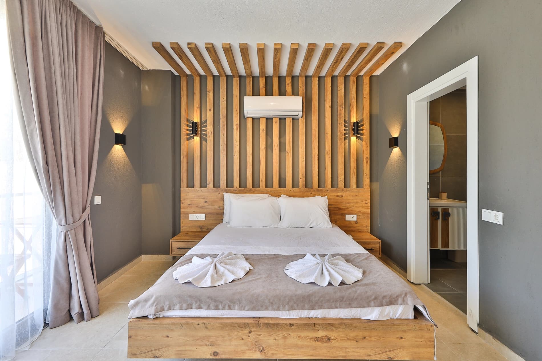 Villa Luvi Korunaklı Havuz 91