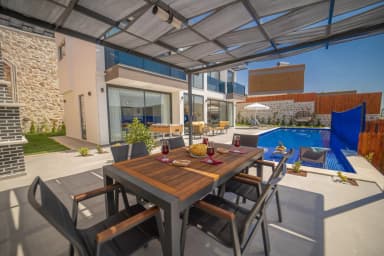 Villa Uçar 2 Korunaklı Havuz 17