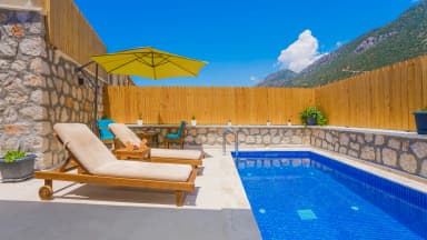 Villa Vivienda Korunaklı Havuz 87