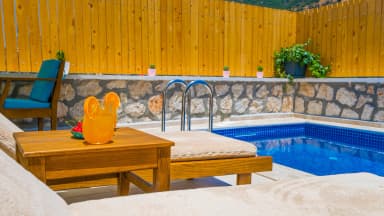 Villa Vivienda Korunaklı Havuz 59