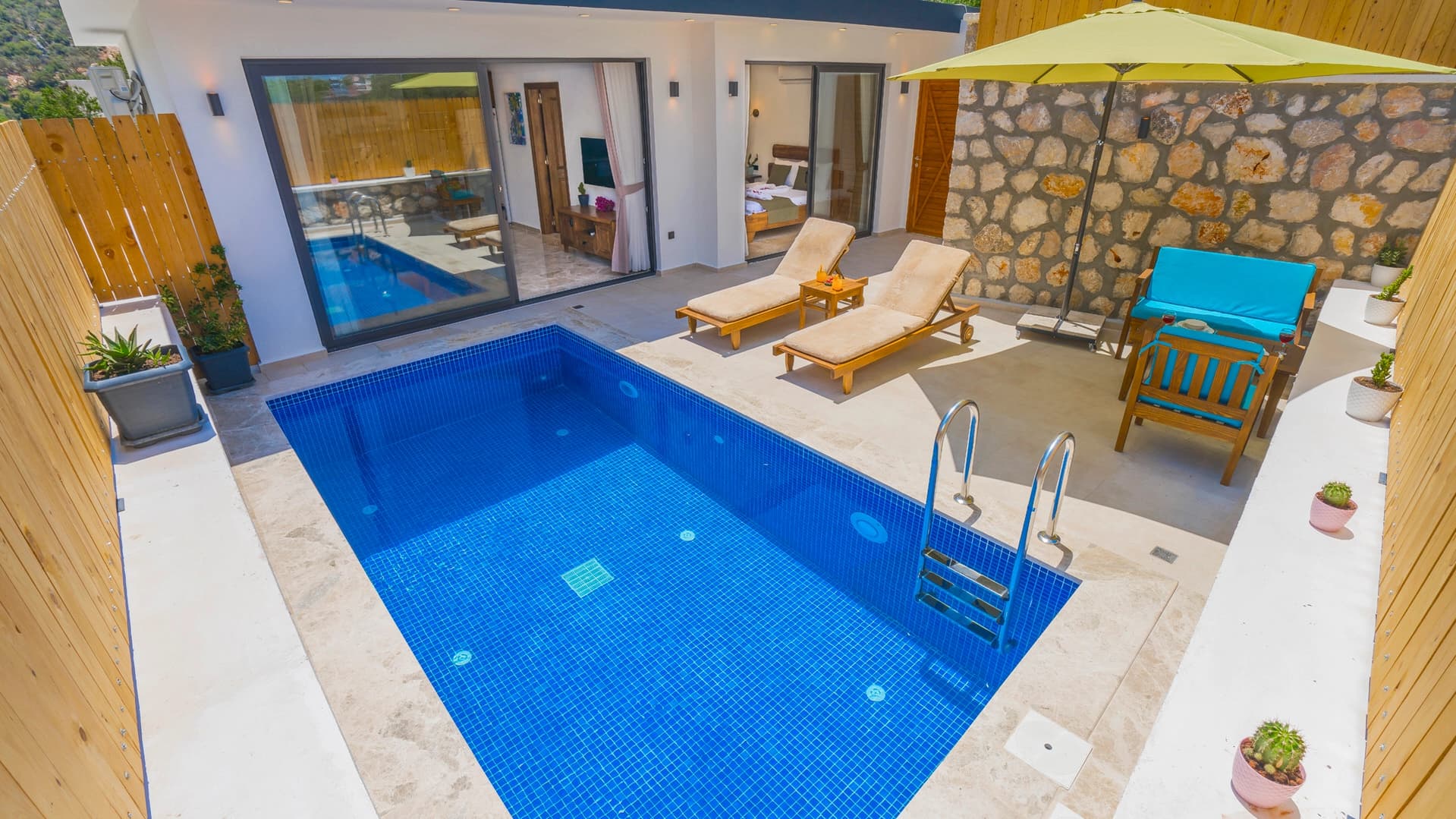 Villa Vivienda Korunaklı Havuz 95