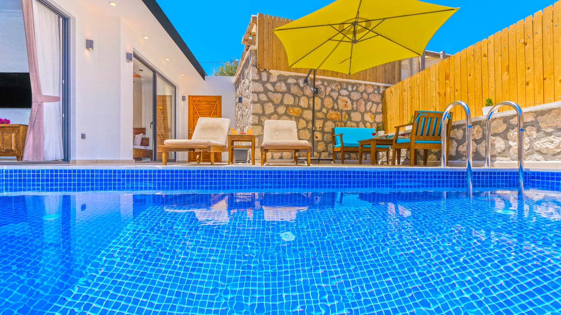 Villa Vivienda Korunaklı Havuz 73