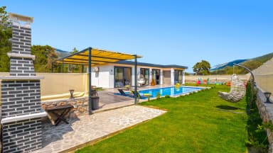 Villa Gökalan Korunaklı Havuz 72