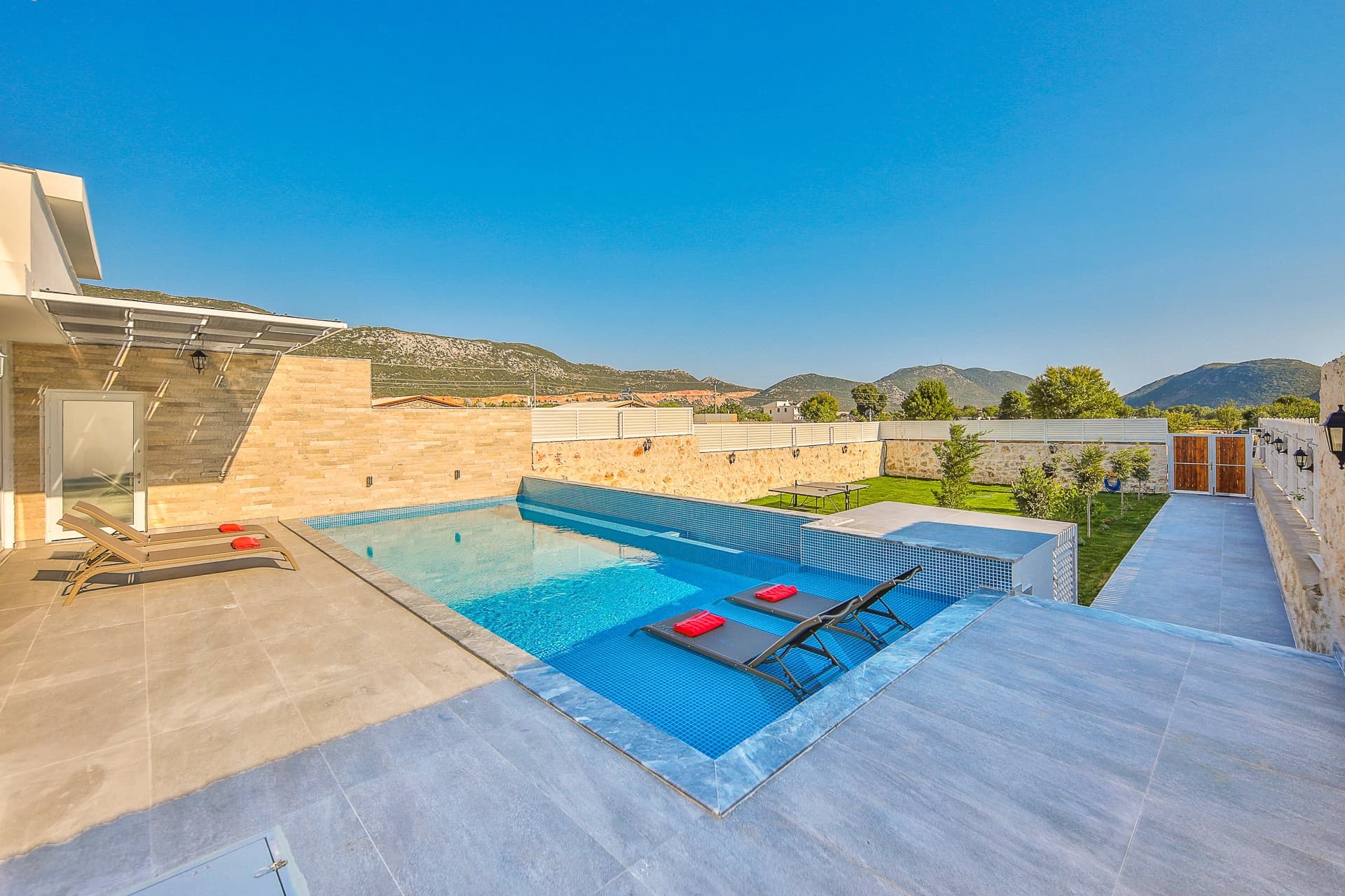 Villa Olive Garden Korunaklı Havuz 49