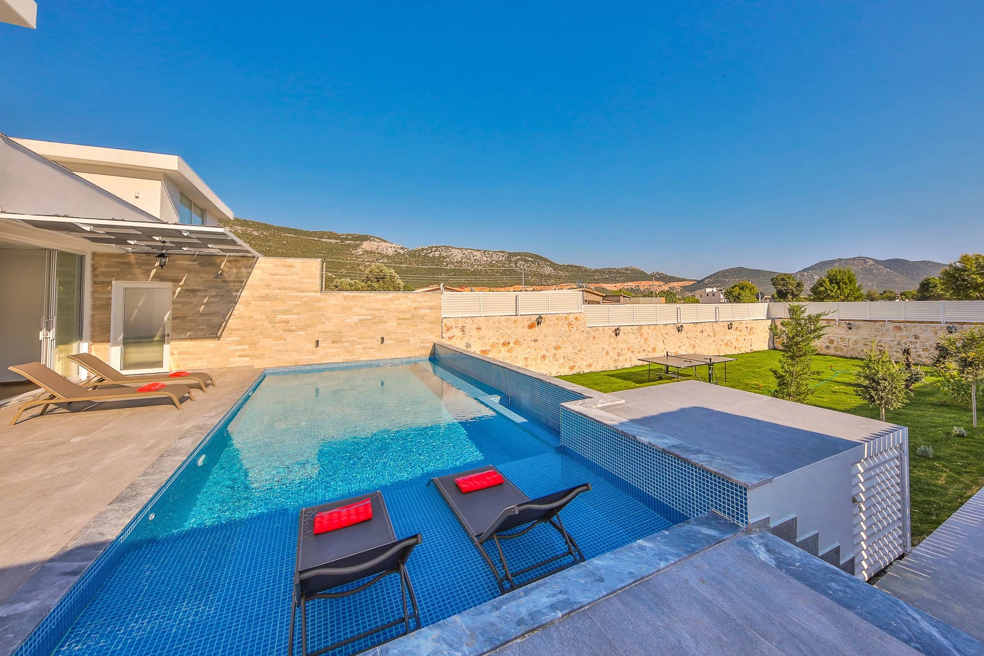 Villa Olive Garden Korunaklı Havuz 77