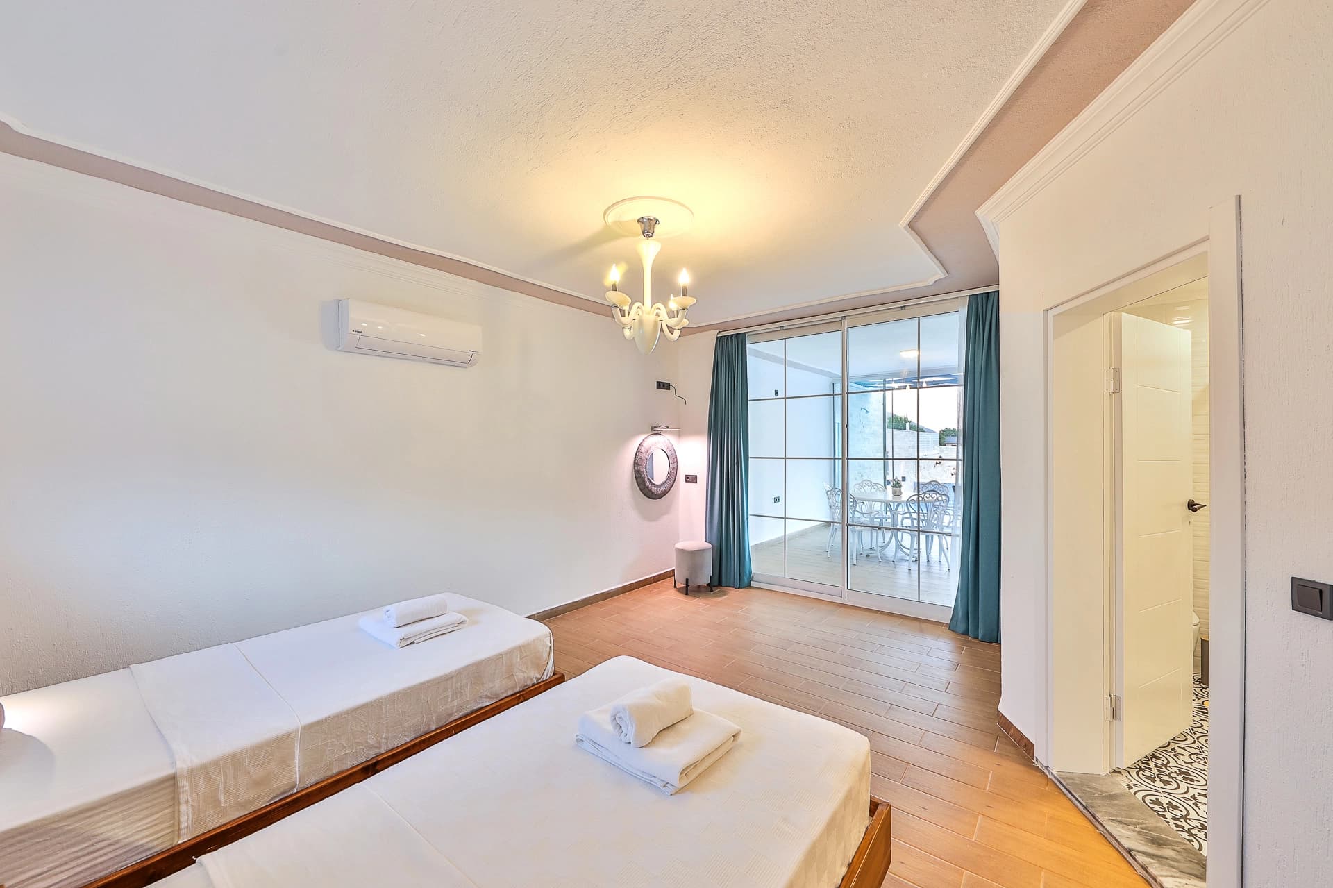 Villa Olive Garden Korunaklı Havuz 79