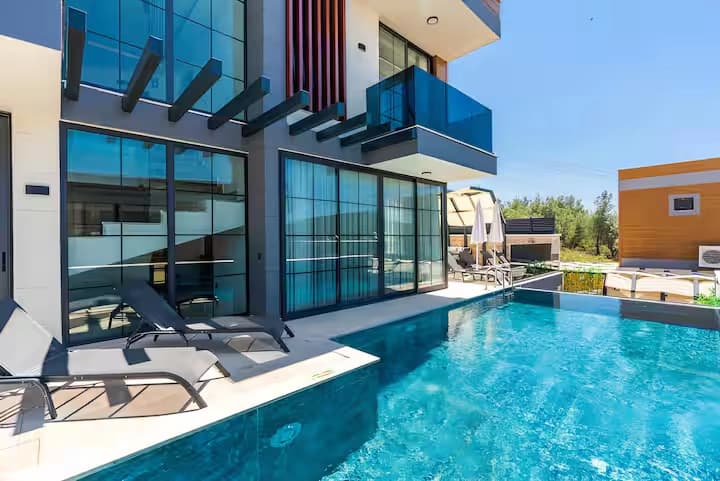 Villa Miel 2 Özel Havuzlu 43