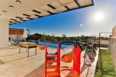 Villa Olivet Korunaklı Havuz 57