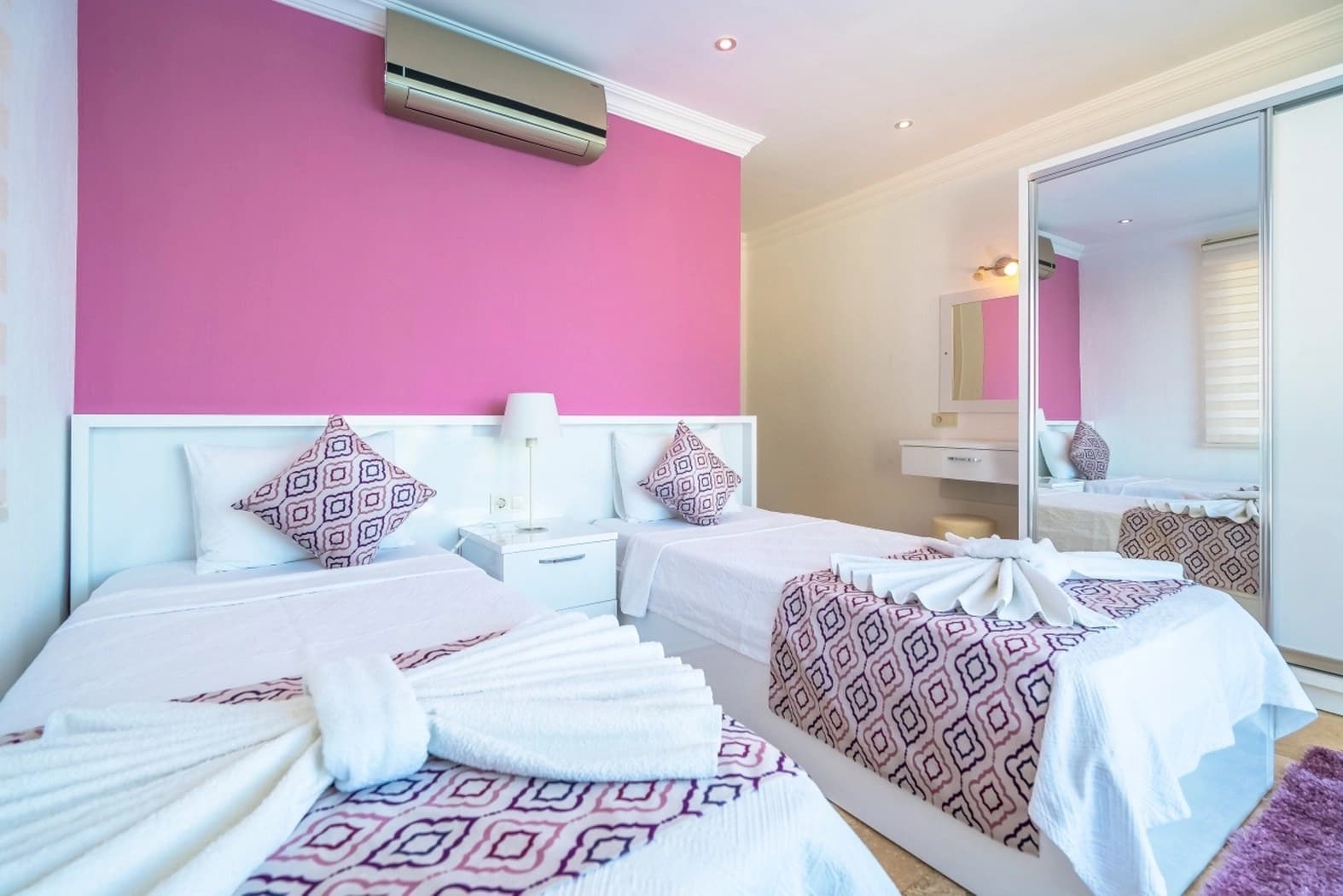 Villa Ferya Korunaklı Havuz 50