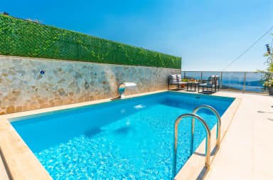 Villa Alkım Bade Korunaklı Havuz 47