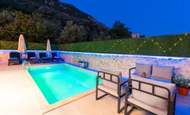 Villa Alkım Bade Korunaklı Havuz 27