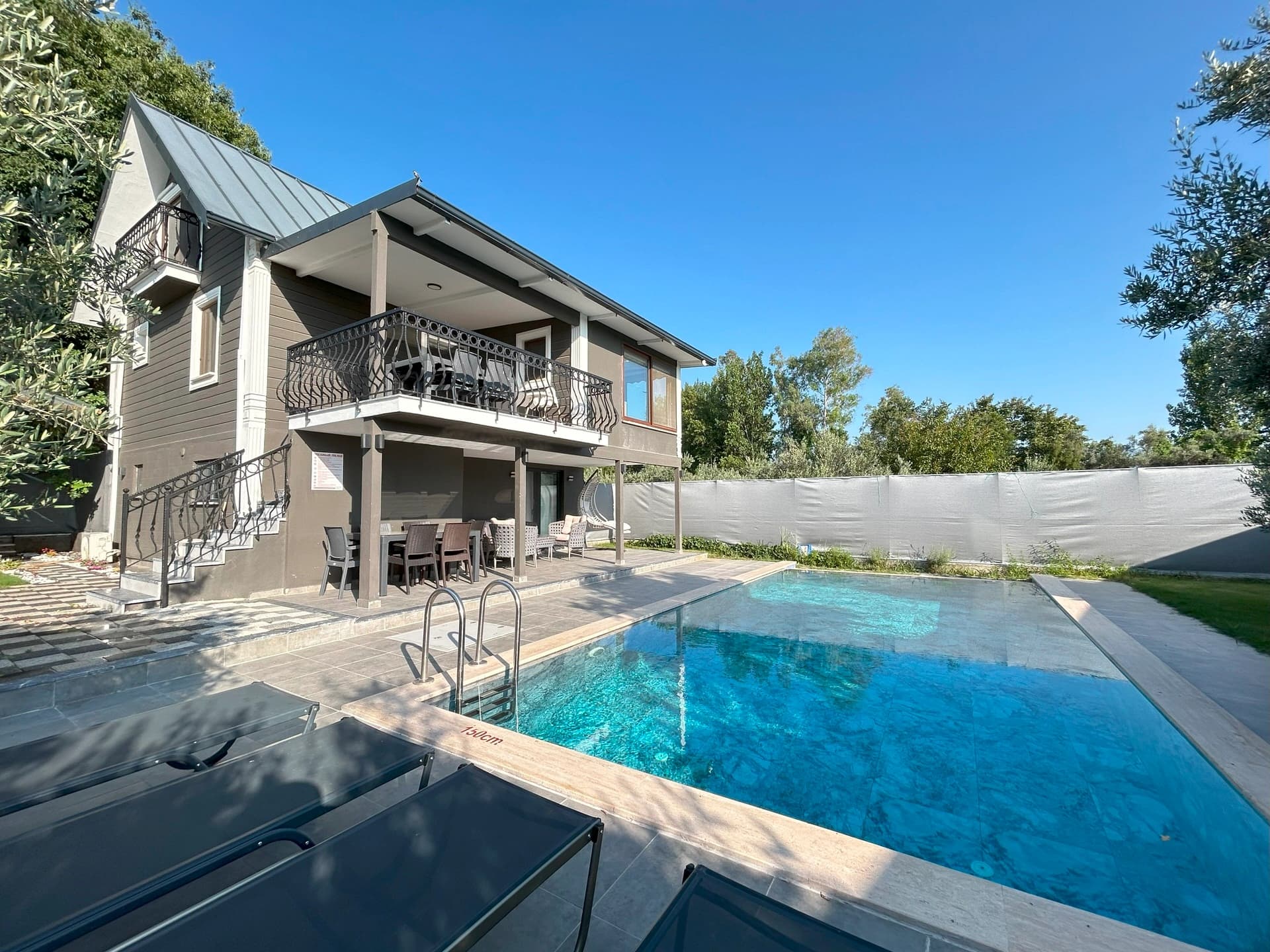 Villa Alacakaranlık Korunaklı Havuz 30